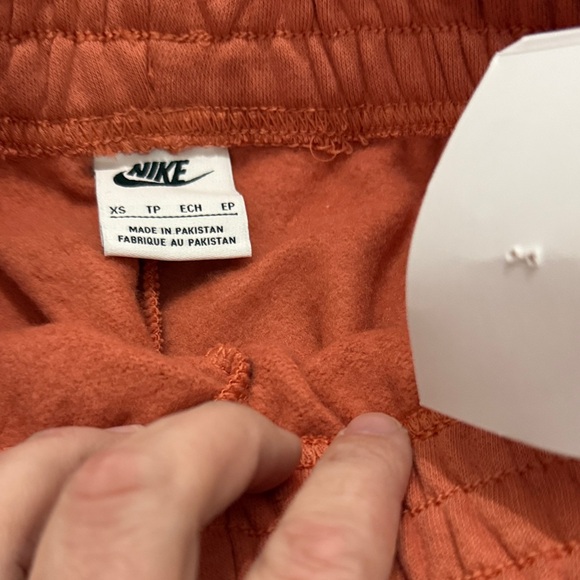NEW Nike Women's Orange Sweatpants - Picture 2 of 4